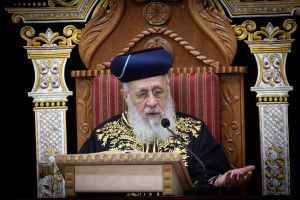 Top Shas rabbi: US-Iran deal is divine punishment for arrests of Haredi draft dodgers