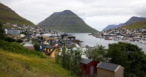 Det danske korthus kan let blæses omkuld i en nordatlantisk storm
