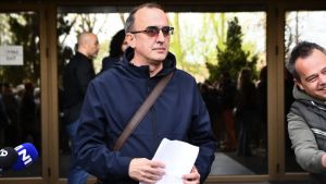 Vandalizovan automobil sina Dinka Gruhonjića u Novom Sadu