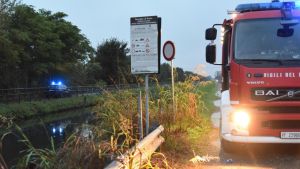 Ripescato un cadavere nel Naviglio a Zibido San Giacomo: indagano i carabinieri