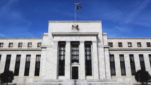 Sıkı Fed, güçlü dolar, gevşeyen altın