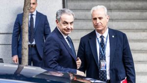 Los guardianes del mito