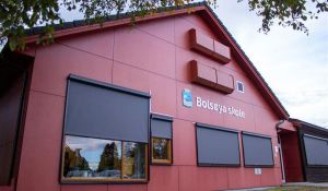 Hvem velger å flytte til et område der nærskolen er borte?