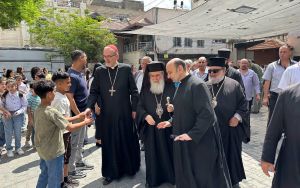 Jerusalem’s Latin and Greek patriarchs visit Gaza, vow to not abandon its Christians
