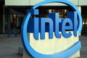 Intel Stock Tops $138 as Apple Deal Speculation Fuels Historic 260% Rally