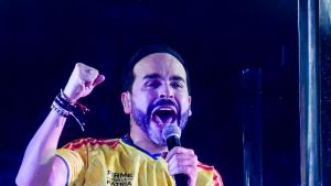 Petro, gracias por enterrar a la izquierda