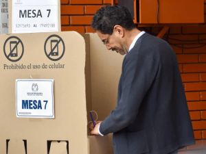 Sin chances en el escrutinio, el Pacto traza su oposición a De La Espriella