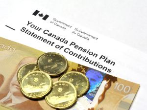 Joe Oliver: Active management costs Canadian pensioners big time