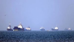 Strait of Hormuz breaks record with 19 million barrels of oil flowing in one day