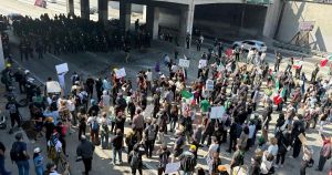 Letter: ICE defender unaware of basic rights