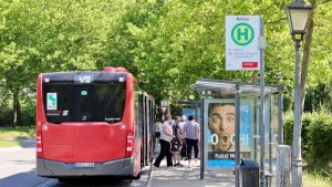 Krummer Name, tolle Strecke: Jeder Bodensee-Tourist sollte die Konstanzer Buslinie 4/13 kennen