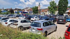 Parkplatz-Brache hat bald ausgedient: Jetzt steht fest, wann die Arbeiten am Klettgau-Carré beginnen