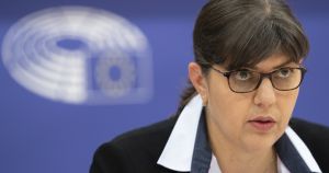 Потърсих доказателства за думите на Кьовеши - открих провинциален зъболекар, изфабрикувал оферта