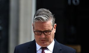 KOMENTAR VIŠESLAVA RAOSA Keir Starmer u suzama odlazi u povijest. Što nakon njega - populizam ili mančesterizam?