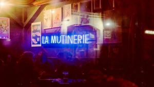 Jets de pierres, salut nazi et harcèlement policier : des bars LGBTQI + parisiens dénoncent des violences homophobes répétées
