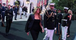 Razotkriven čudan bračni život Melanie i Donalda: Sada cure novi detalji