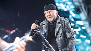 Vasco Rossi, il boato di 31mila cuori allo stadio Del Conero. Il Kom: “Finalmente ad Ancona”