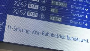 Betriebsstörung bei der Bahn behoben: Zugausfälle und Verspätungen dauern an