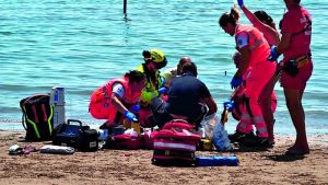 Il Friuli nella morsa dell’afa, malori in spiaggia e a scuola: nei prossimi giorni attesi 38 gradi