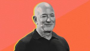 Jeff Bezos Says There Are 2 Types of Fun. Why Psychologists Say One Is the Ultimate Key to Happiness