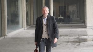 Olenik posle razgovora u UKP za Danas objašnjava zašto je pozvan, najavio krivičnu prijavu protiv tužioca Markovića