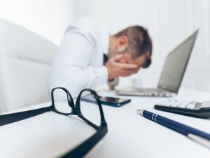 Economic uncertainty increasing financial stress among male employees: expert