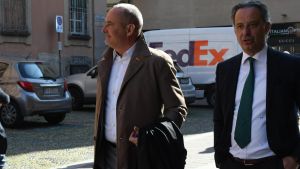 Ceffa, in aula le chat dei “congiurati” che volevano far cadere l’ex sindaco