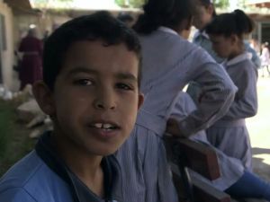 « Pourquoi détruire une école ? » : Amos Gitai alerte sur une expulsion en Cisjordanie