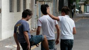 Bimbo malato di cuore perseguitato da un bullo: “La scuola non l’ha protetto, il Ministero deve risarcire”