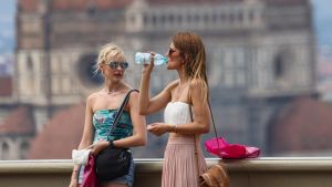 Il caldo non è democratico. “Periferie da riprogettare. Più alberi, meno asfalto”