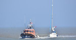 Yachtsman stranded with engine failure sparks emergency call