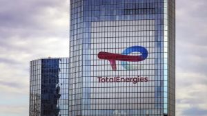 Ce qu’il faut savoir avant le verdict du procès contre TotalEnergies, accusé d’avoir manqué à son devoir de vigilance