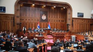 Skupština Srbije izglasala izmene „Mrdićevih zakona“ i ostale tačke dnevnog reda