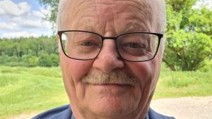 Ehrennadel für Paul Haug – seit 50 Jahren ist er die Stimme des SÜDKURIER in Geisingen