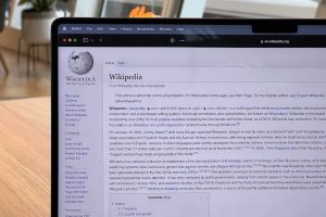 Идеолошка „сеча кнезова” на српској Википедији