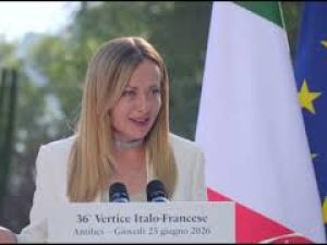 Italia-Francia, Meloni: Nostre relazioni vere e durature. Senza noi Occidente non sarebbe lo stesso