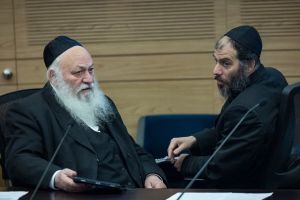 Knesset to hold marathon discussions next week to fast-track Basic Law on Torah study