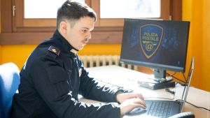 Foto e video di minori nel computer. Marinaio condannato