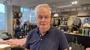 Kvinde stukket ned i tøjbutik: - Vi er i chok