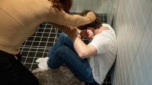 M glömmer männen som utsätts för våld
