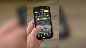 Glücksspielsucht: Werbung für Sportwetten muss endlich verboten werden