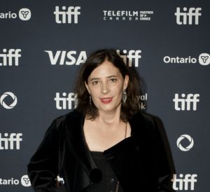 Entrevista a Milagros Mumenthaler: “Somos seres miedosos y vivimos buscando respuestas que no siempre se dan”