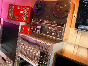 LETTER: Digital and analog differences worth exploring