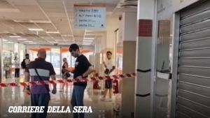 Sant'Antimo, rapinatori in gioielleria sparano al figlio 19enne del titolare