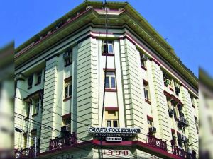 Let sleeping bourses lie: Why the new BJP West Bengal govt shouldn't help resurrect Calcutta Stock Exchange