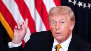 Tramp preti carinama svim zemljama ako uvedu porez na američke digitalne usluge