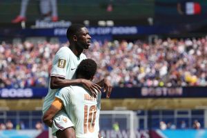 Mondial 2026 : Dembélé voit triple, les Bleus terminent leaders du groupe I