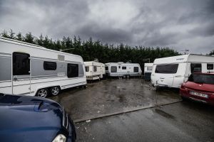 Gens du voyage. « Fermez vos portes à clé » : le SMS raciste d’un maire d’Eure-et-Loir