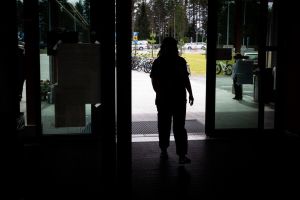 Lukijan mielipide: Lähihoitajia ei voi korvata tekoälyllä hoidon tarpeen arvioinnissa