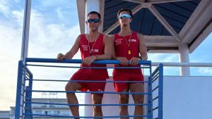 Turista si sente male mentre fa il bagno a Jesolo, salvato da due bagnini